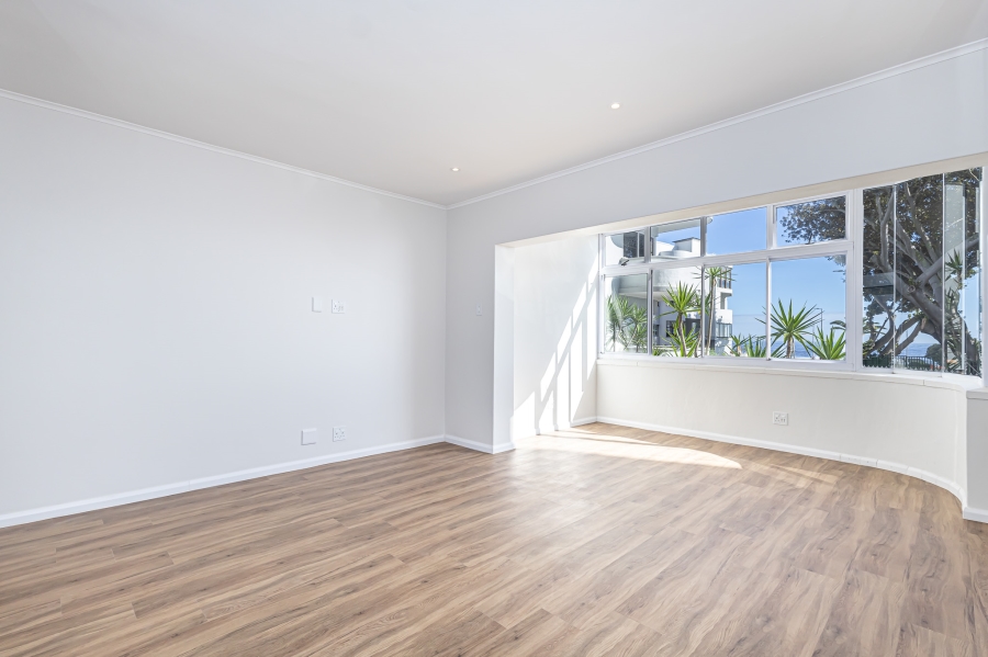 To Let 2 Bedroom Property for Rent in Sea Point Western Cape